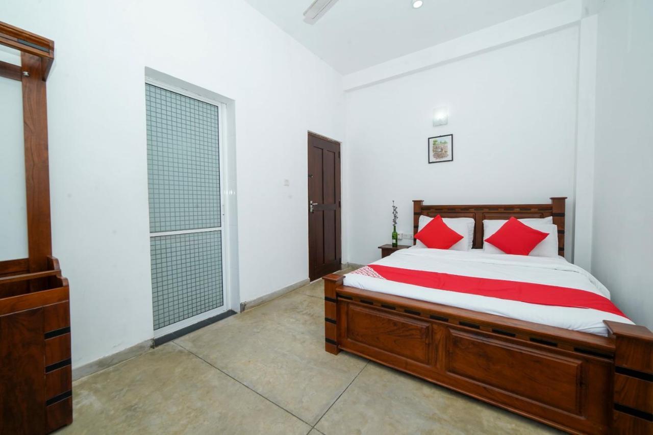 Oyo 555 Villa Dasuni Kandy Ngoại thất bức ảnh
